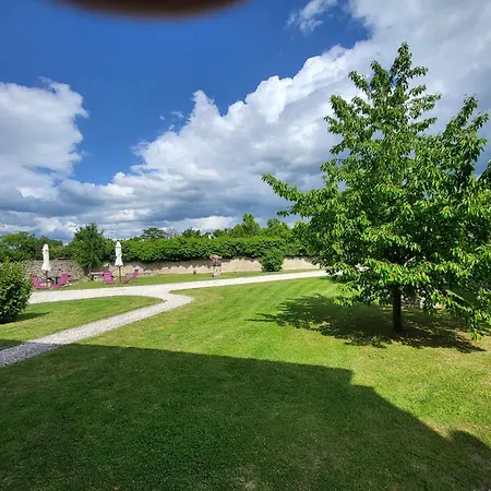 Eszterhazy Apartment Gyulakeszi