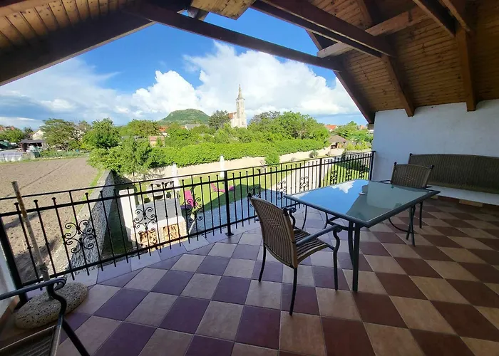 Eszterhazy Apartment